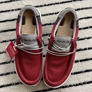 Hey Dude. Lava Grey. Size Men’s 11